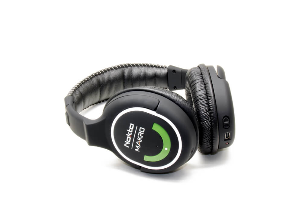 wireless-headphones-green-edition